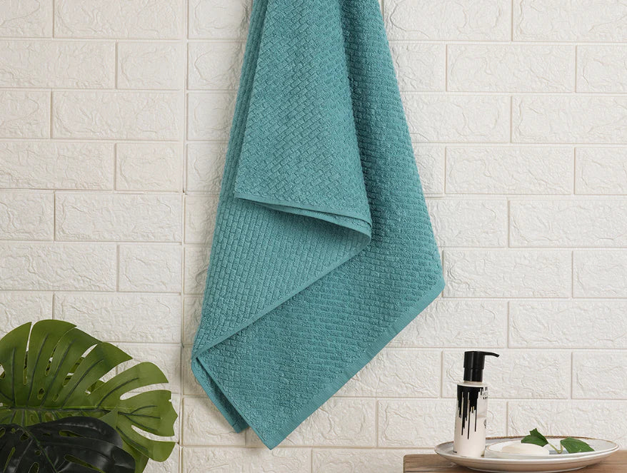 Genesis 100% cotton bath towel By Spaces