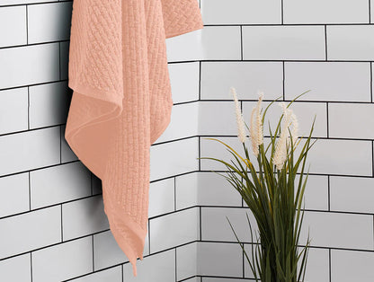 Genesis 100% cotton bath towel By Spaces